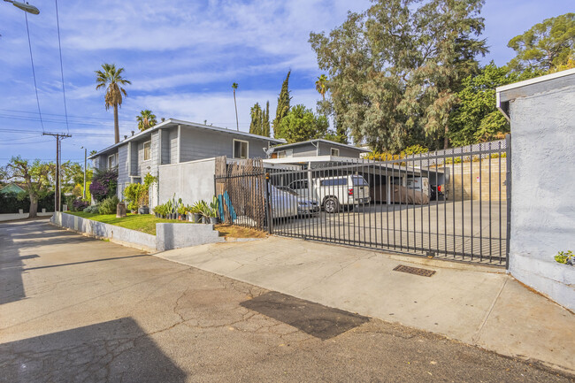 1420 S Marengo Ave in Pasadena, CA - Building Photo - Building Photo