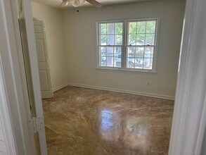 10318 Starwood Dr in Charlotte, NC - Foto de edificio - Building Photo