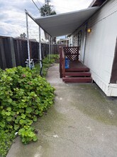 5625 Sandmound Blvd in Oakley, CA - Building Photo - Building Photo