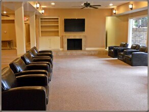 301 Menlo Dr in Columbia, SC - Building Photo - Building Photo