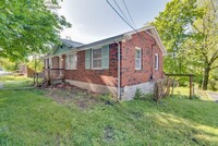 328 Jacksonian Dr photo'