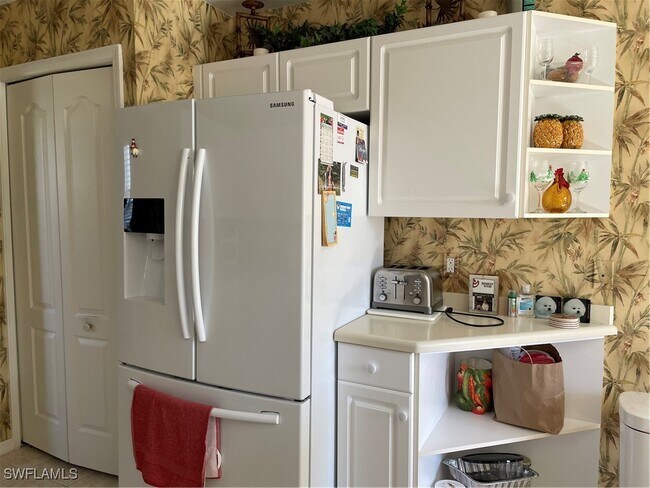 property at 3555 Laurel Greens Ln N
