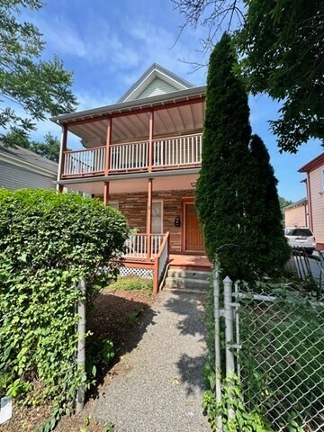 9 Lincoln St in Somerville, MA - Building Photo