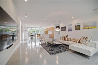 2003 Melridge Pl in Austin, TX - Building Photo - Building Photo