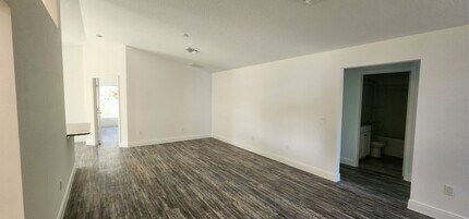 1835 38th Ln in Vero Beach, FL - Building Photo - Building Photo
