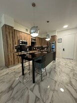 223 NE 27th St, Unit A3 in Miami, FL - Building Photo