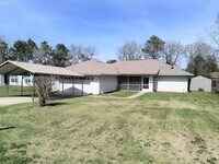 31 Pecan Run Dr