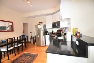 135 Otis St-Unit -2 in Cambridge, MA - Building Photo - Building Photo