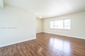 1940 Biarritz Dr in Miami Beach, FL - Building Photo - Building Photo