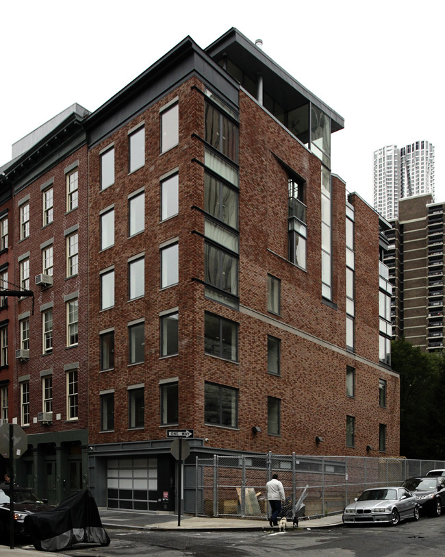 276 Water St in New York, NY - Building Photo - Building Photo