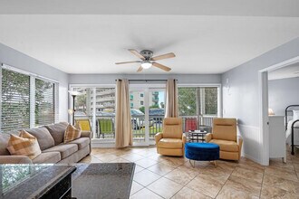 497 Plantation Rd in Gulf Shores, AL - Foto de edificio - Building Photo