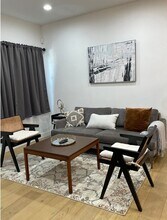5123 Rockland Ave in Los Angeles, CA - Building Photo - Building Photo