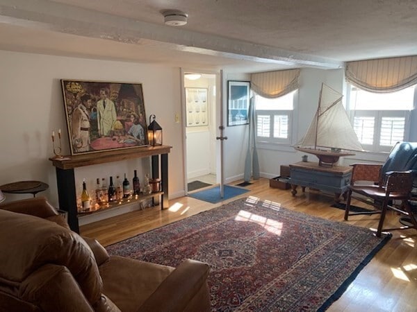 7 Lee St, Unit #1 in Marblehead, MA - Foto de edificio - Building Photo