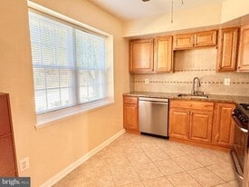 15068 Catbrier Ct in Woodbridge, VA - Building Photo