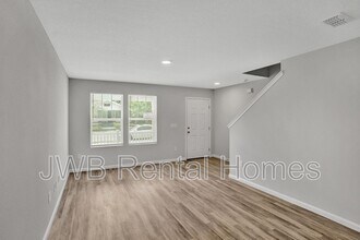 225 E 17th St in Jacksonville, FL - Building Photo - Building Photo