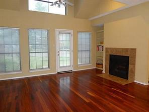 209 Cimarron Trail in Irving, TX - Building Photo - Building Photo