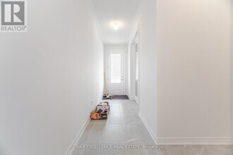 1409 Davis Lp in Innisfil, ON - Building Photo - Building Photo