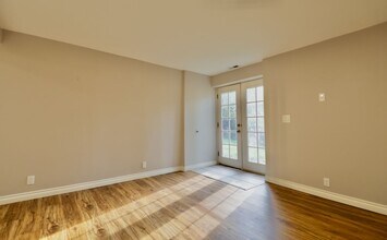 17305 Dayton Ave N in Shoreline, WA - Building Photo - Building Photo