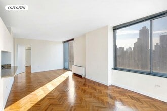 356 E 88th St in New York, NY - Building Photo - Building Photo