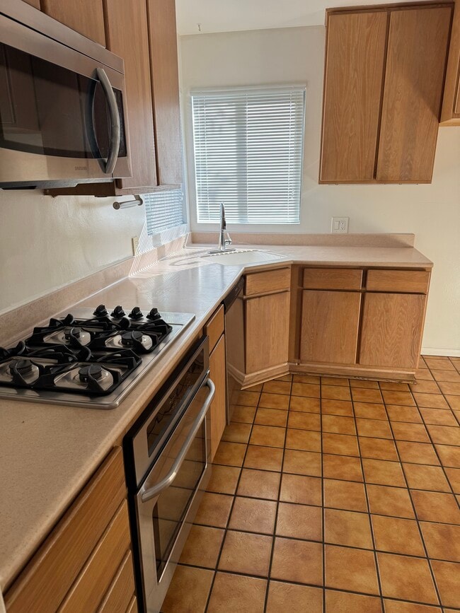 5402 134th St in Hawthorne, CA - Building Photo - Building Photo