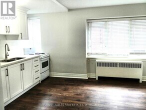 464-464 Summerhill Ave in Toronto, ON - Building Photo - Building Photo