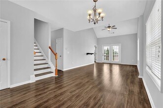 374 Guibor Ct in Kennesaw, GA - Building Photo - Building Photo