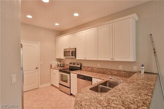 10170 Tin Maple Dr in Estero, FL - Building Photo - Building Photo