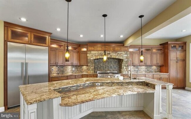 2054 Madrillon Rd in Vienna, VA - Building Photo - Building Photo