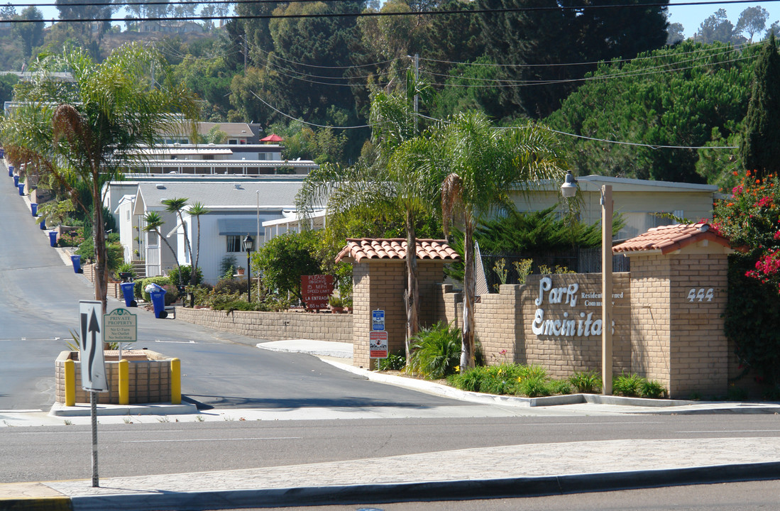 444 N El Camino Real in Encinitas, CA - Building Photo