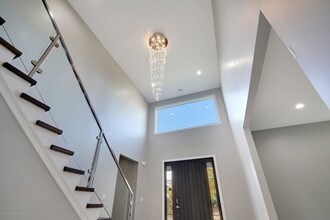 98 Hollywood Ave in West Long Branch, NJ - Building Photo - Building Photo