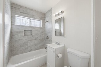 1224 Normandie Ave in Los Angeles, CA - Building Photo - Building Photo