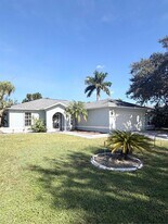 15561 Spring Line Ln in Ft. Myers, FL - Building Photo
