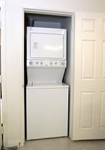 Crescent Heights Luxury Apartment Homes in Murrieta, CA - Building Photo - Interior Photo