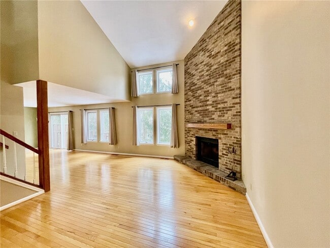 48 Colonial Cir in Fairport, NY - Building Photo - Building Photo