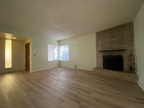 7422 Gallant Cir in Citrus Heights, CA - Building Photo - Building Photo