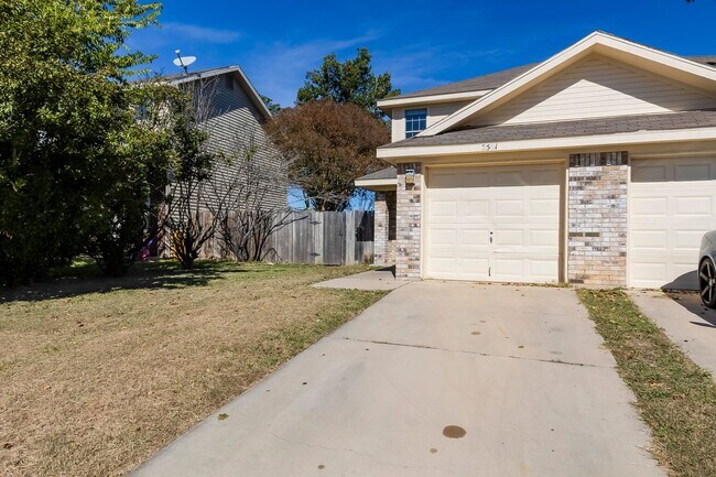 2501 Schwald Rd in Killeen, TX - Building Photo - Building Photo