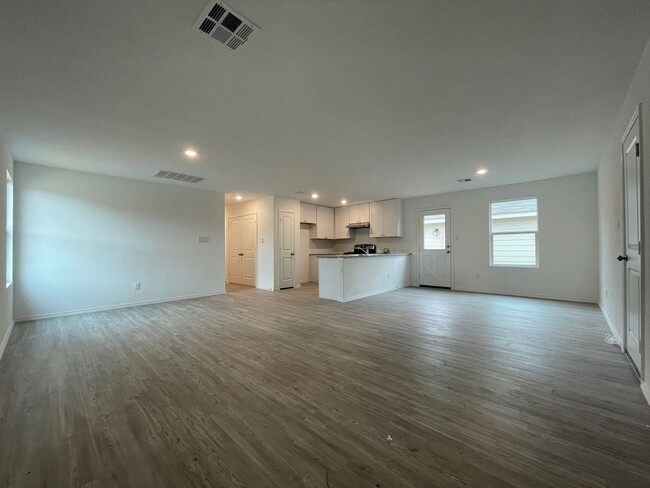 4131 Southton Tarn in San Antonio, TX - Building Photo - Building Photo