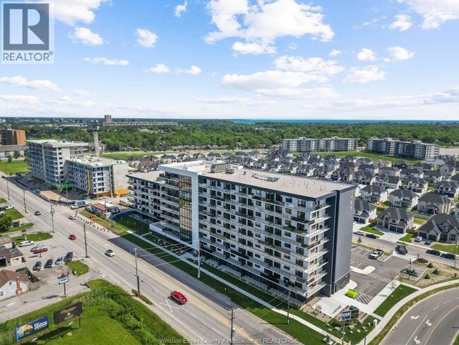 property at 1624 Lauzon Rd