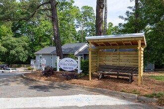 Roswell Oaks in Roswell, GA - Building Photo - Other