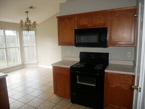 1765 Madison Cove E in Southaven, MS - Foto de edificio - Building Photo
