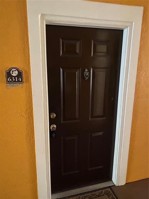 property at 5467 Vineland Rd