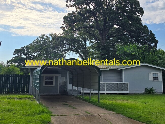 property at 325 17th St NE