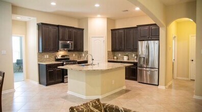 19239 S Cottonwood Green Ln in Cypress, TX - Building Photo - Building Photo