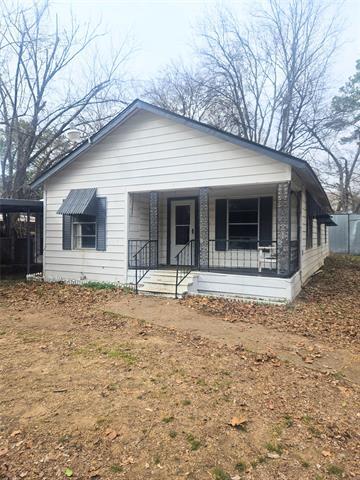 518 Goodson St in Mineola, TX - Building Photo