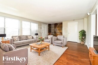 3205 Hanover Dr in Arlington, TX - Building Photo - Building Photo