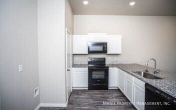 2102 N Avenue J in Lubbock, TX - Building Photo - Building Photo