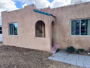 436 Carlisle Blvd NE in Albuquerque, NM - Building Photo - Building Photo