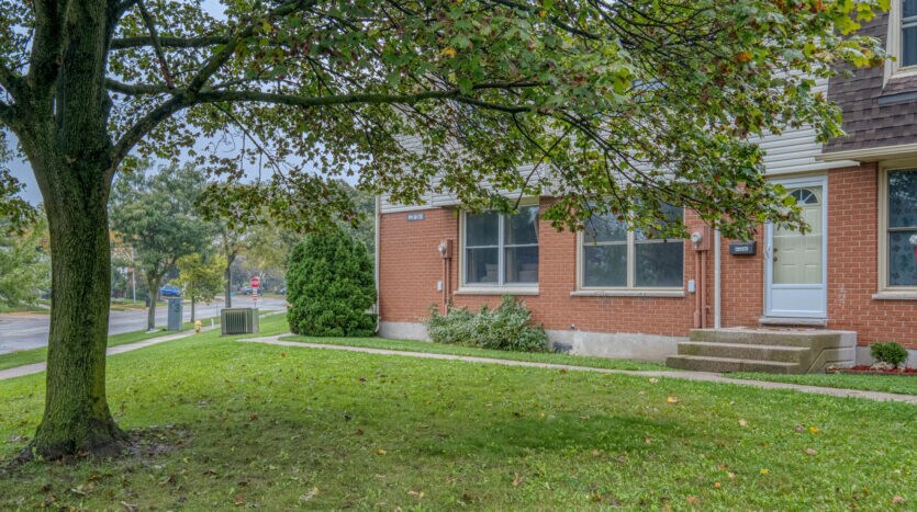 51 Sholto Dr in London, ON - Building Photo