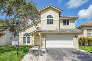 2865 NW 68th Ln in Margate, FL - Building Photo