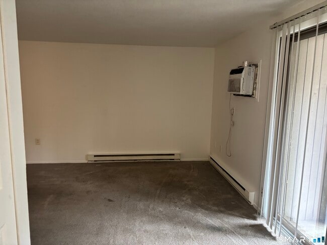 127 Burgundy Hill Ln in Middletown, CT - Building Photo - Building Photo